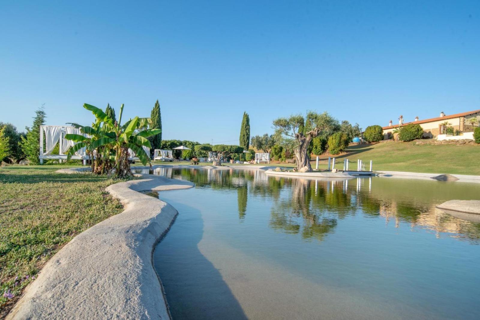 Agriturismo Cerrosughero Canino Екстер'єр фото