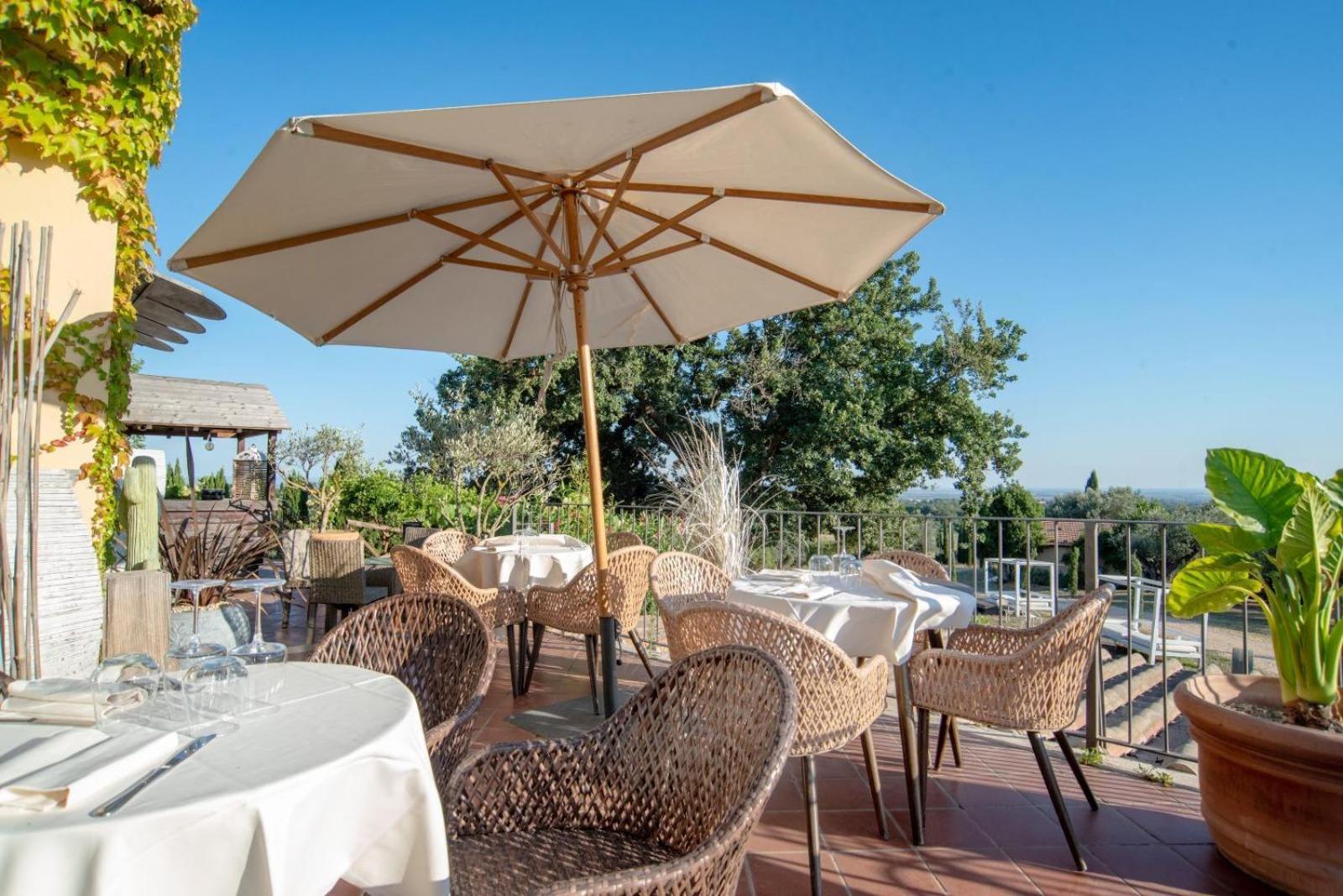 Agriturismo Cerrosughero Canino Екстер'єр фото