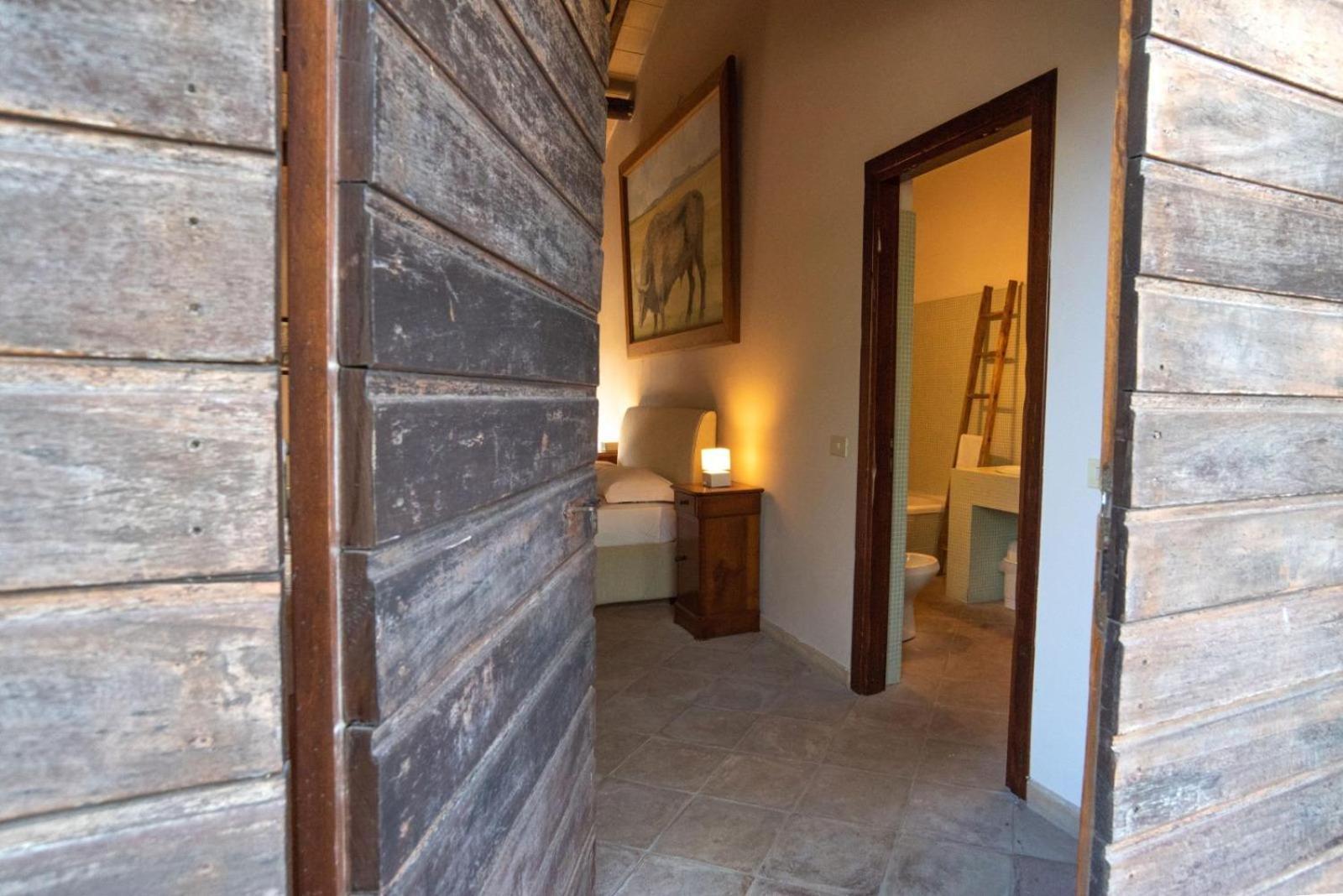 Agriturismo Cerrosughero Canino Екстер'єр фото