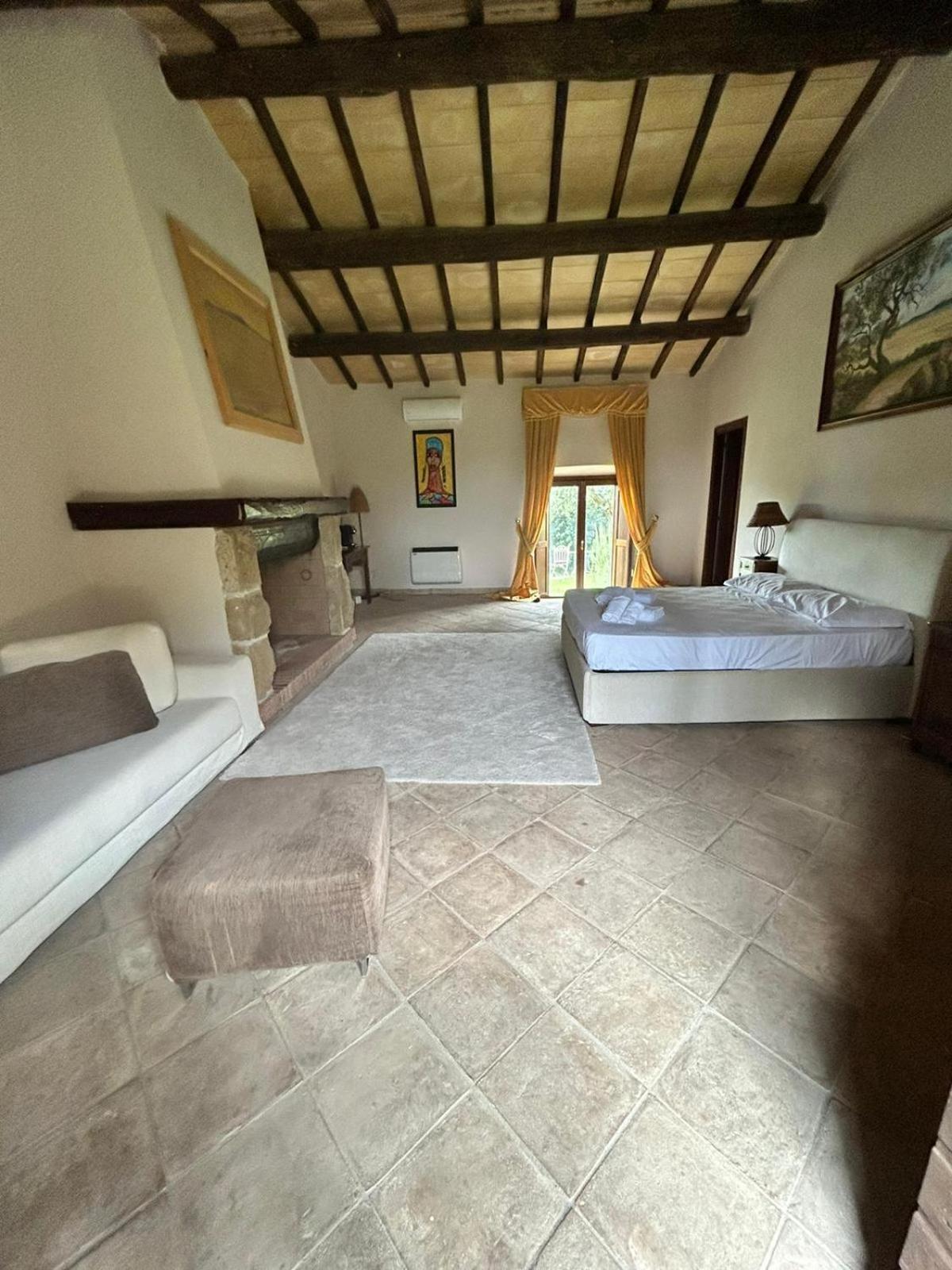 Agriturismo Cerrosughero Canino Екстер'єр фото